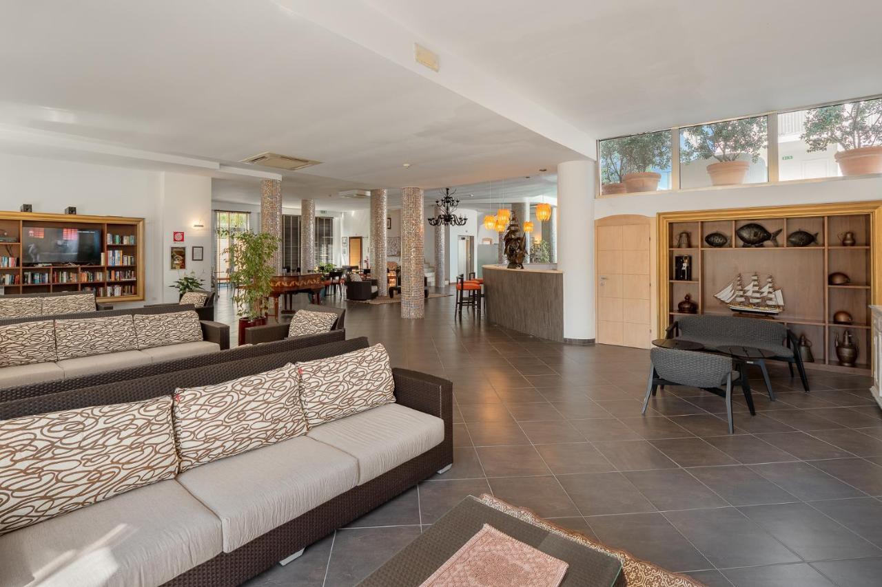 The Pelican Beach Resort & Spa - Adults Only Olbia Esterno foto