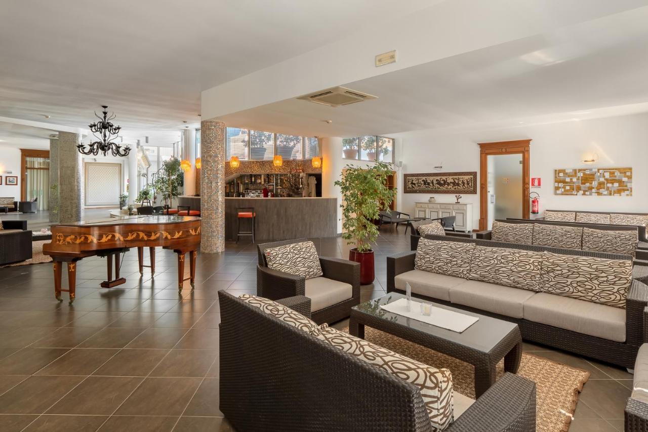 The Pelican Beach Resort & Spa - Adults Only Olbia Esterno foto