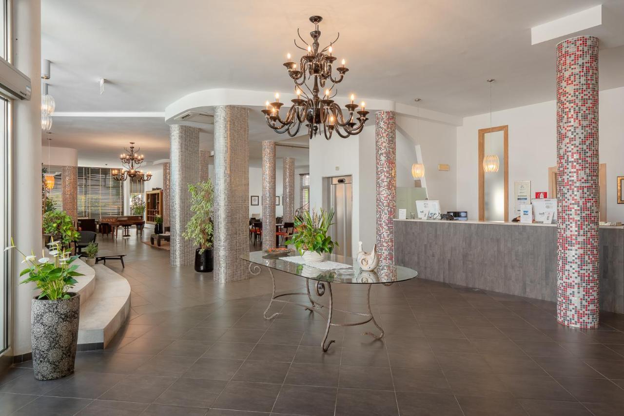 The Pelican Beach Resort & Spa - Adults Only Olbia Esterno foto