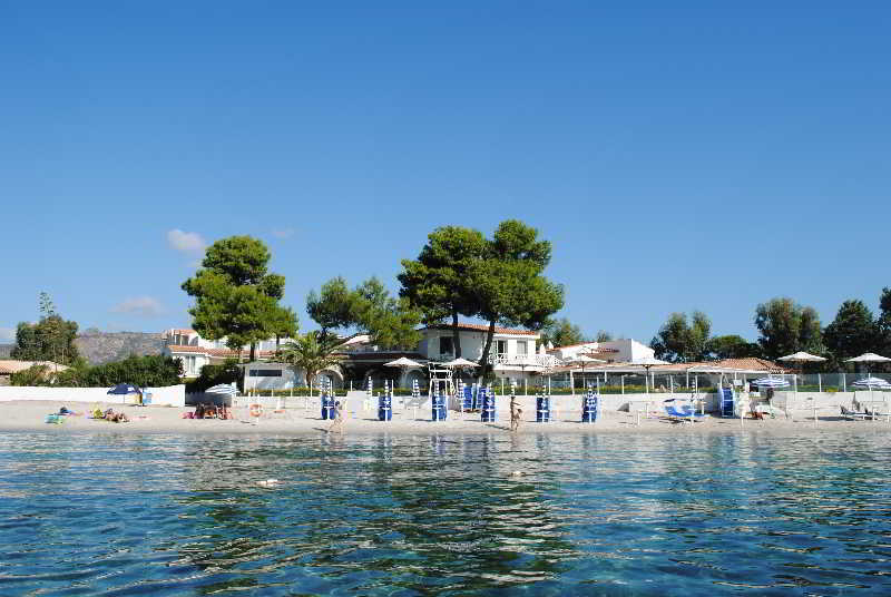 The Pelican Beach Resort & Spa - Adults Only Olbia Esterno foto